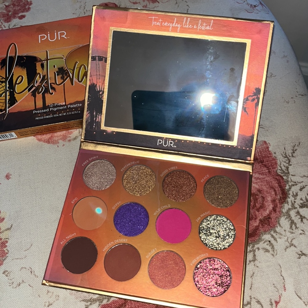 PUR Festival 12 Piece Pressed Pigment Palette NWT